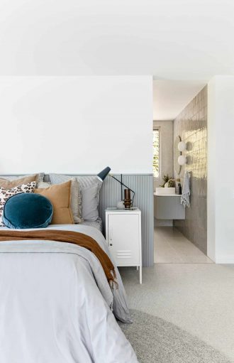 luxury accommodation holiday house wollongong airbnb south coast nsw